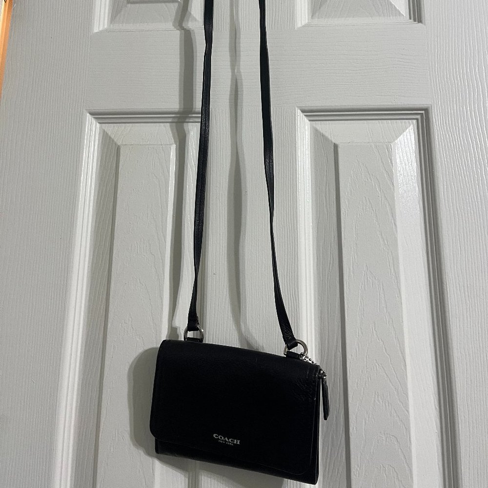 Gently Used Small Black Leather Coach Wallet Purse Crossbody